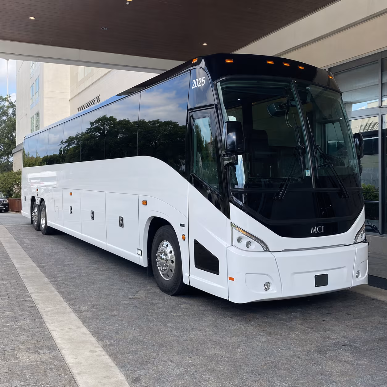anaheim 54 passenger charter bus