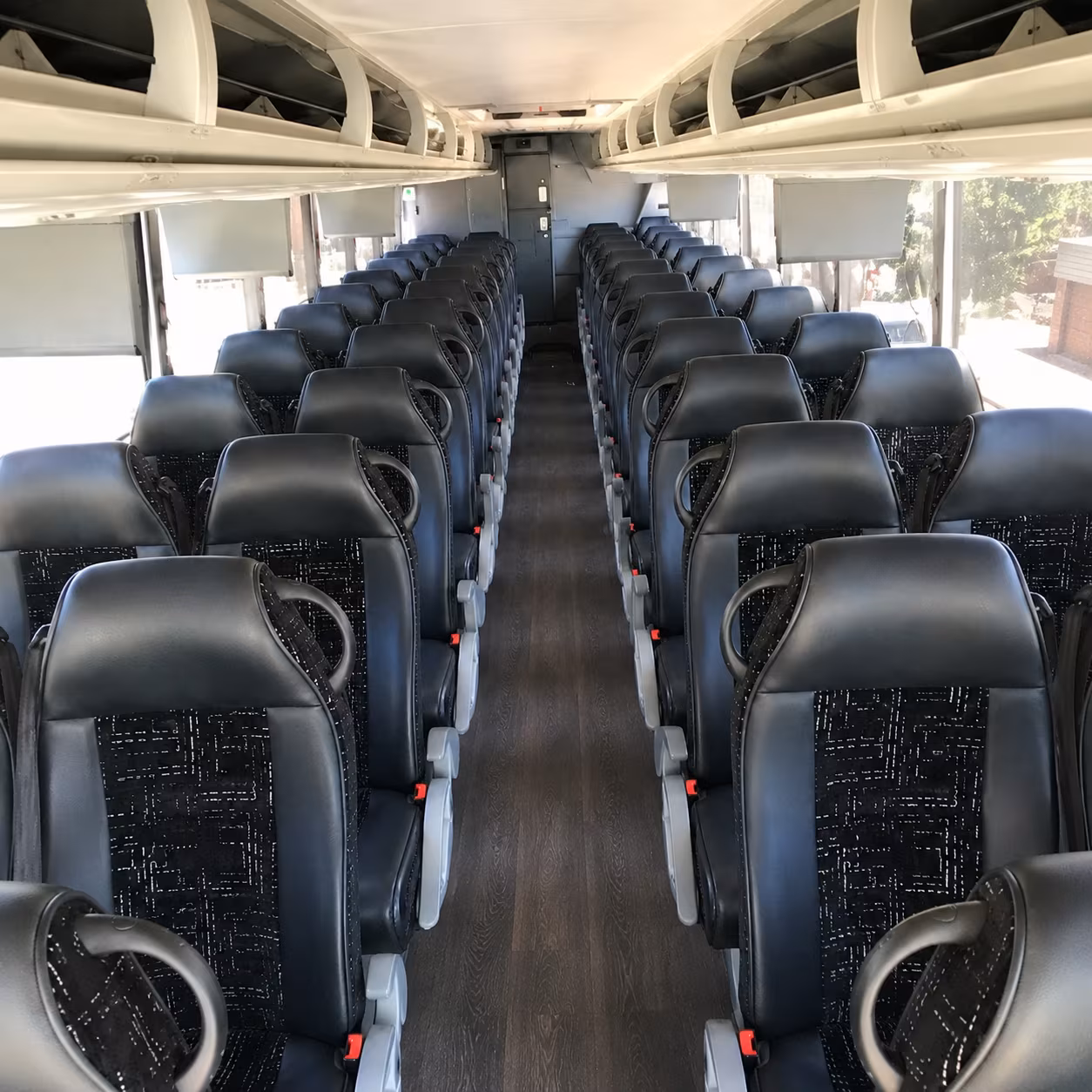 anaheim minibus rentals