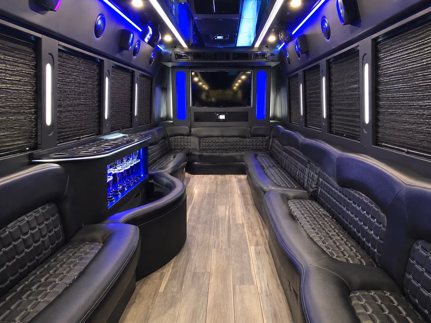 party buses and charter buses to anaheim ducks games at honda center