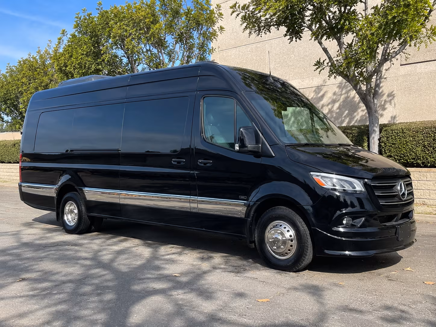 secure transportation for your next convention or trade show 4